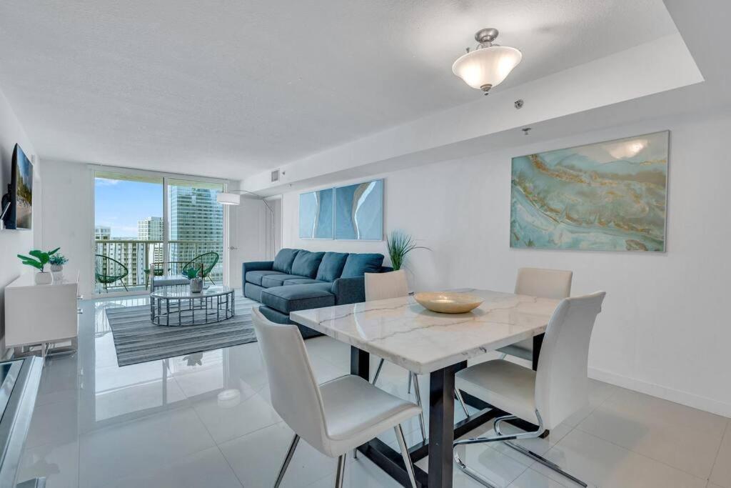 Luxurious Private Unit With Parking Apartment Miami Exterior photo
